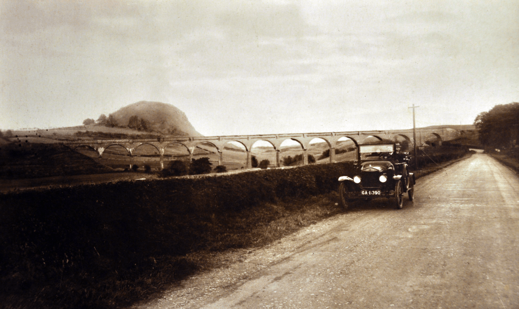 Loudoun Hill Old Car. Date unknown.
